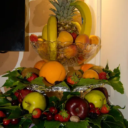 Raffaela - Lacco Ameno (Isola d'Ischia)