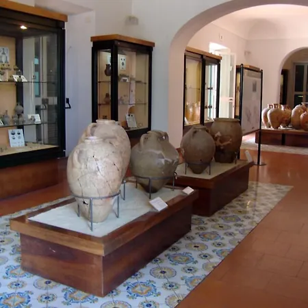 Raffaela - Lacco Ameno (Isola d'Ischia)