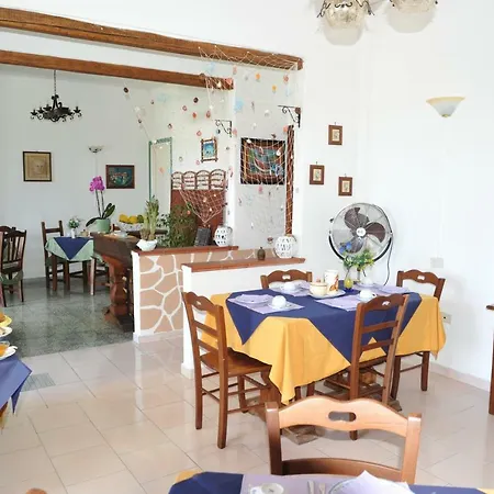 Raffaela Frühstückspension Lacco Ameno (Isola d'Ischia)