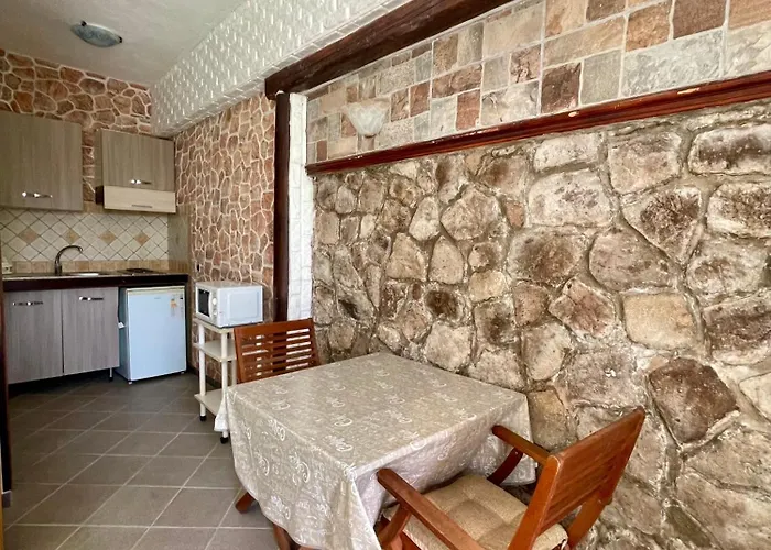 Raffaela - * Lacco Ameno (Isola d'Ischia)