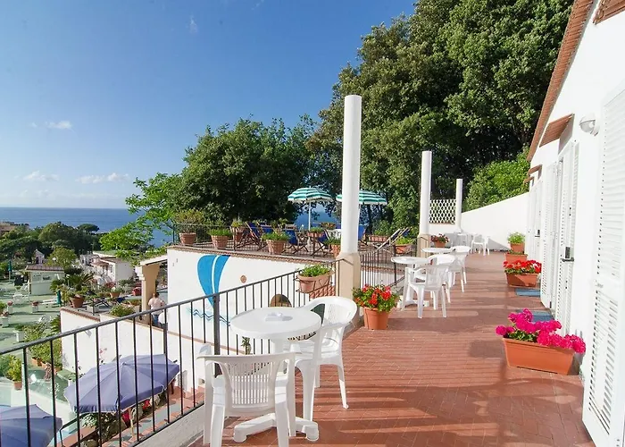 Raffaela - * Lacco Ameno (Isola d'Ischia)